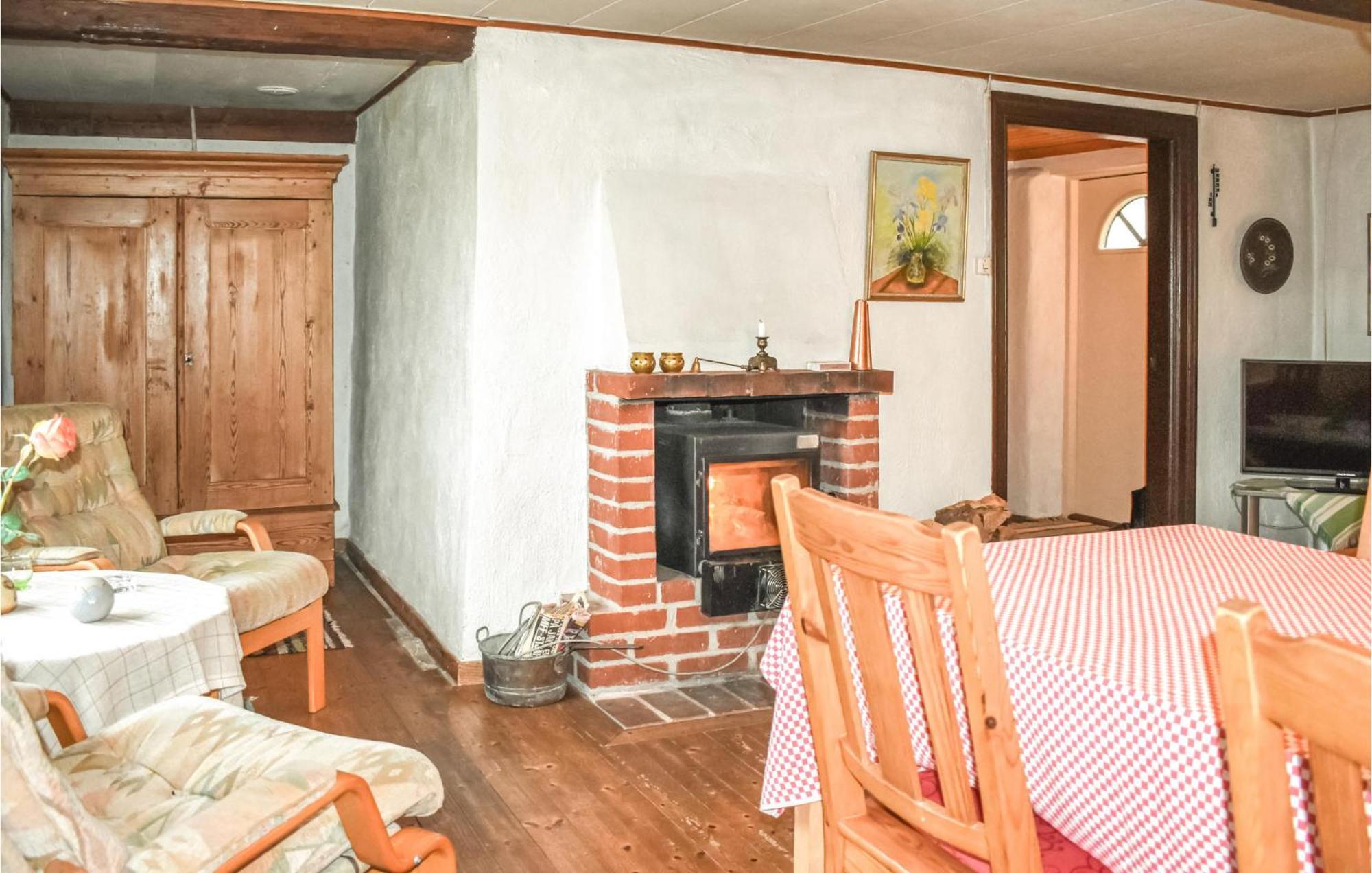 1 Bedroom Cozy Home In Simrishamn Gladsax エクステリア 写真